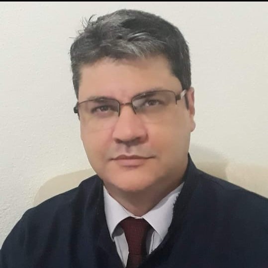 Dr. Harley Oliveira Guedes